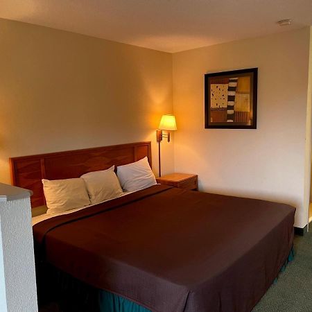 Travelers Inn & Suites Sumter ภายนอก รูปภาพ