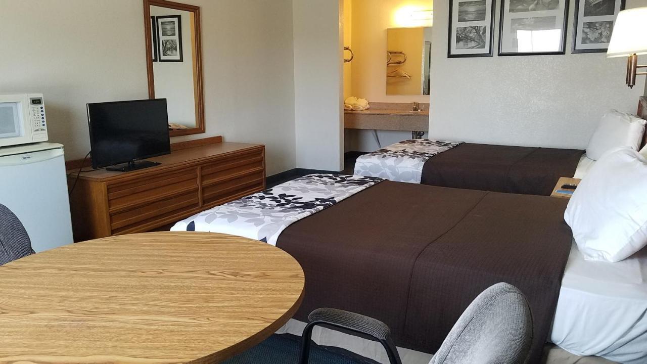 Travelers Inn & Suites Sumter ภายนอก รูปภาพ